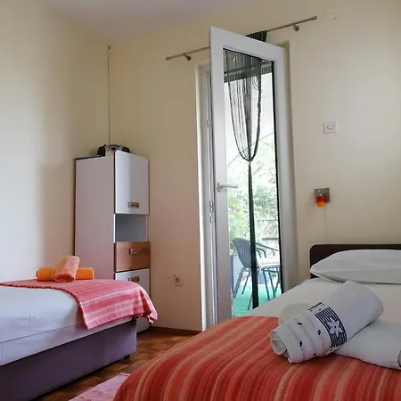 With A Parking Space Njivice, Krk - 5320 Apartamento