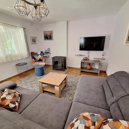 Apartamento With A Parking Space Njivice, Krk - 5320 Njivice