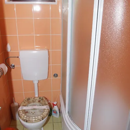 With Parking Space Njivice, Krk - 5320 Apartmán Njivice
