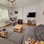 Apartmán With Parking Space Njivice, Krk - 5320 Njivice