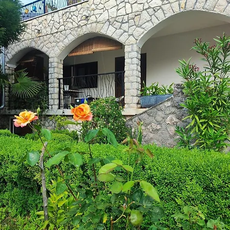 Апартаменты With Parking Space Njivice, Krk - 5320 *